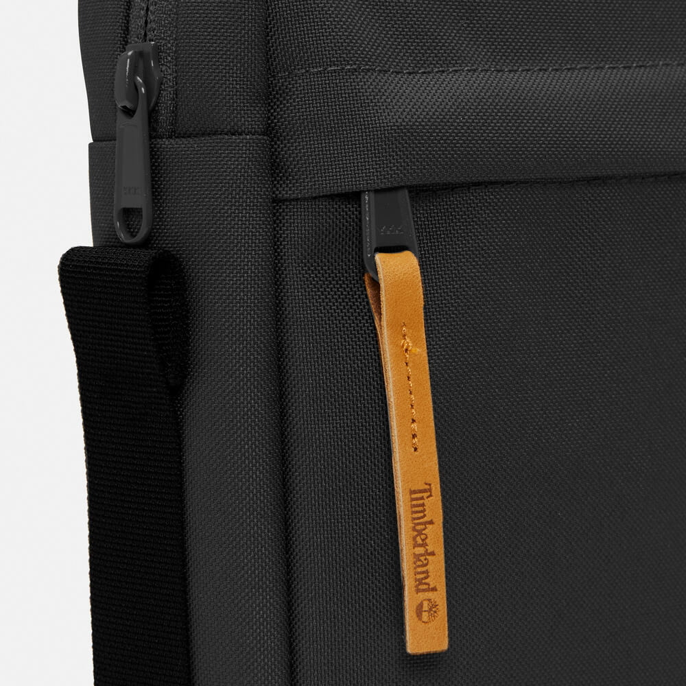 Timberland ティンバーランド　ハンドバッグ　バック　革 Timberpack Cross Body Bag