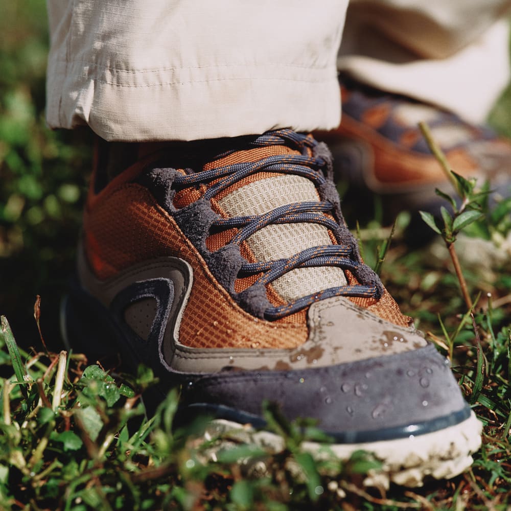 ティンバークッシュ&trade; モーション7 ロー ウォータープルーフ スニーカー メンズ image number 1