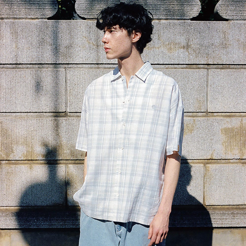 4月発売予定【TOKYO DESIGN COLLECTIVE】リネン ブレンド ヤーン ダイ プレイド 半袖 シャツ ユニセックス image number 3