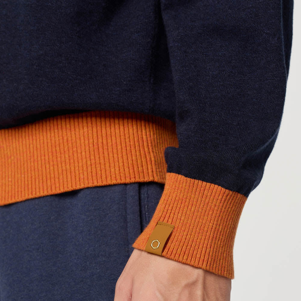 【TOKYO DESIGN COLLECTIVE】 クルーネック スウェットシャツ ユニセックス