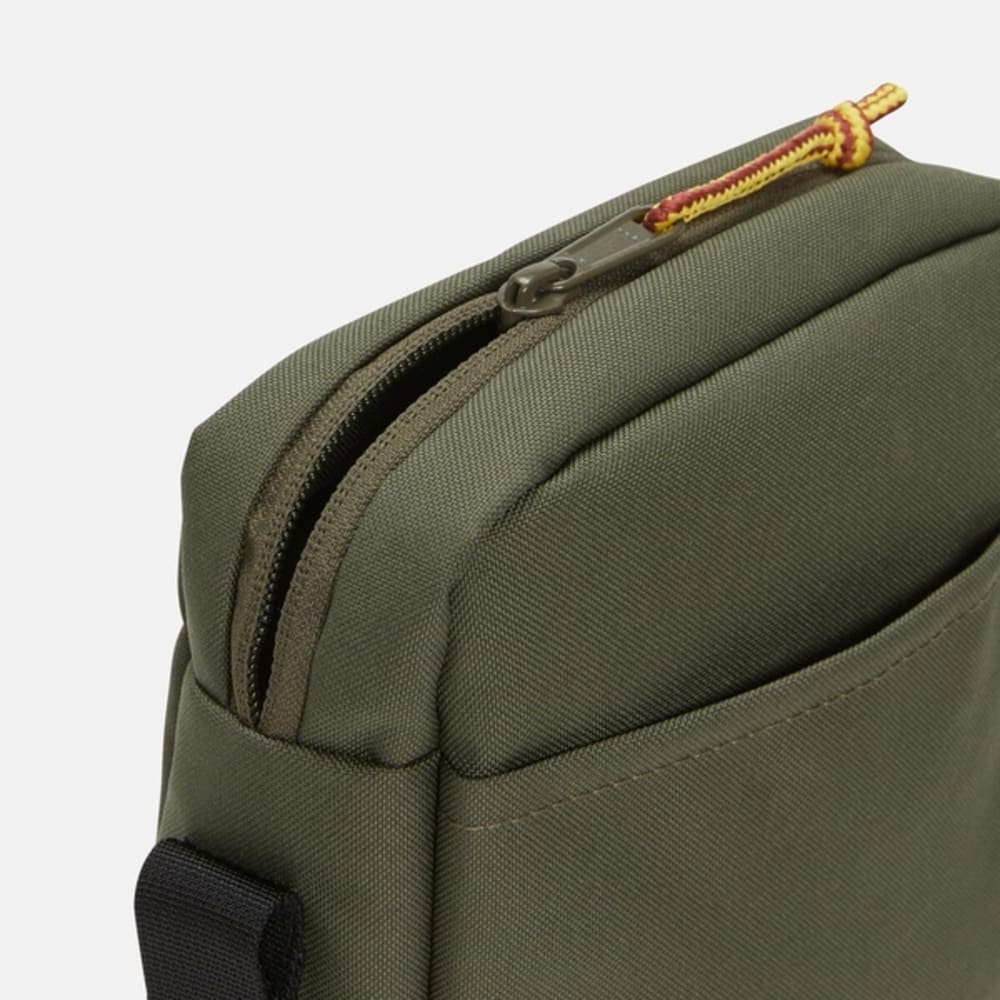 セイヤー クロスボディ バッグ